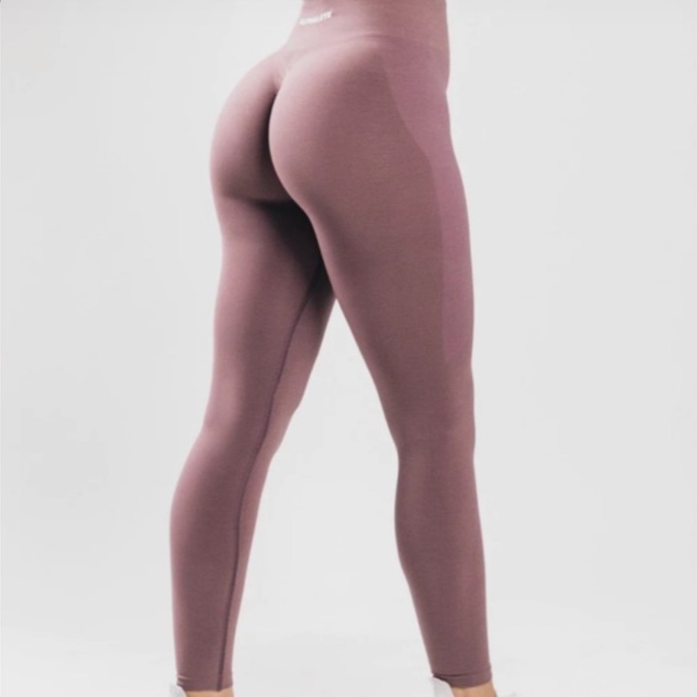 Alphalete Amplify Leggings